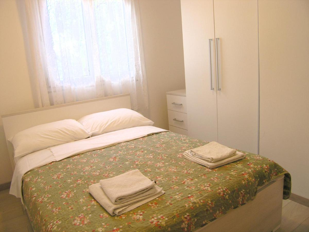 Apartments Sokolovic Krk Town Exterior foto