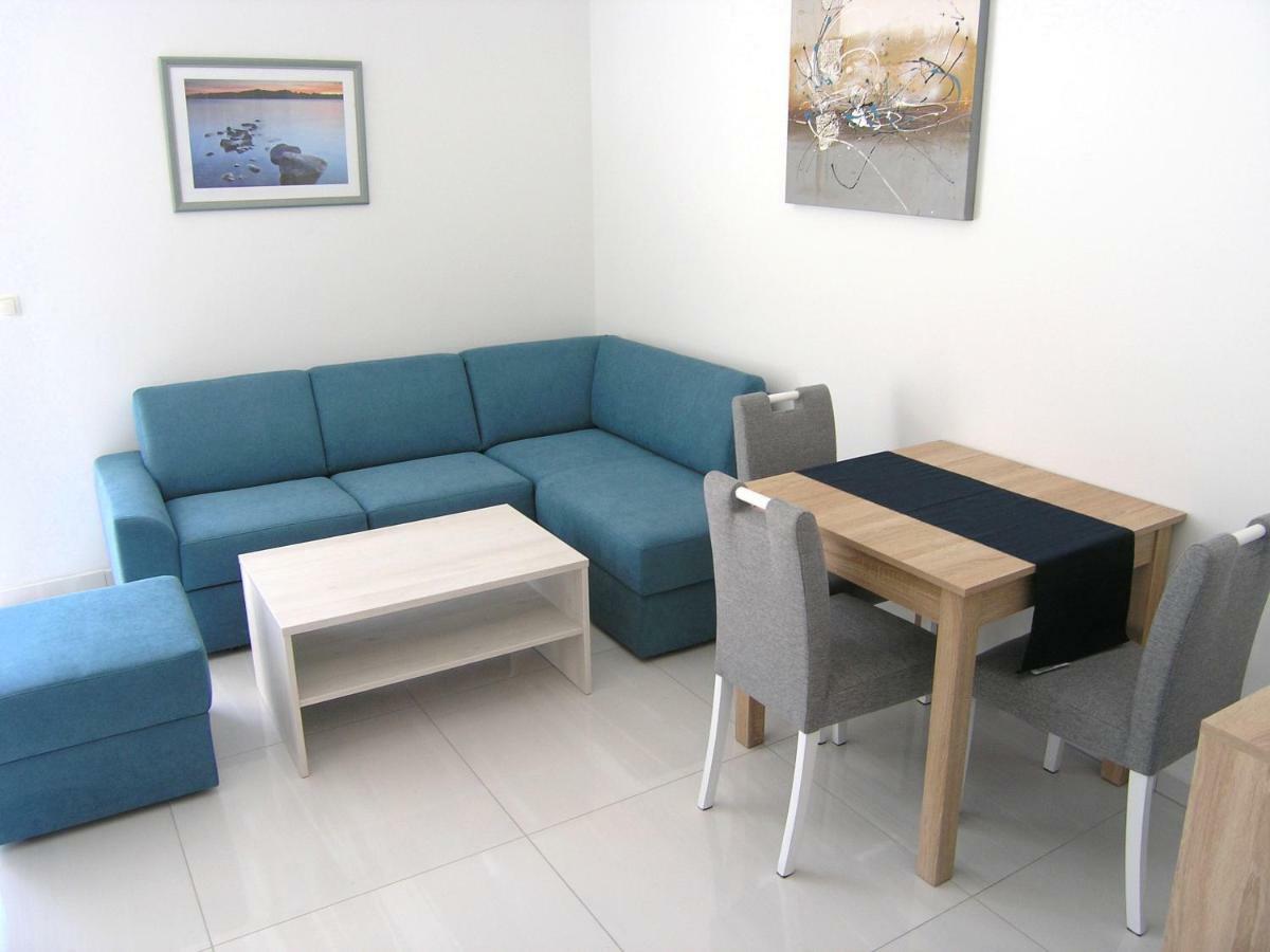 Apartments Sokolovic Krk Town Exterior foto